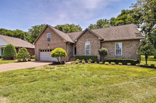 Gallatin House on Long Hollow Golf Course! photo 2