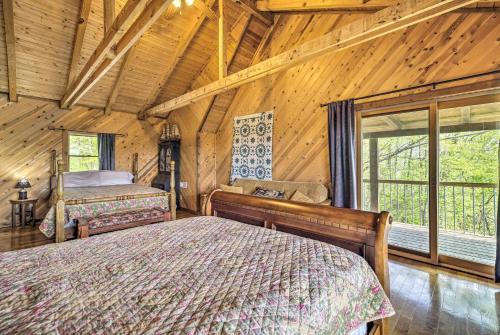 Spacious Cabin on Dale Hollow Lake with Hot Tub! - image 9