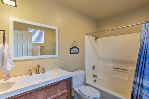 Bear Lake Condo - 6 Mi. to North Beach Park!