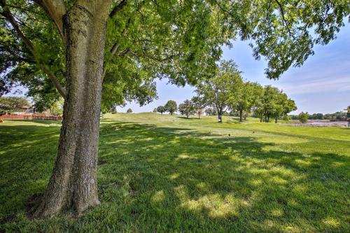 Gallatin House on Long Hollow Golf Course!