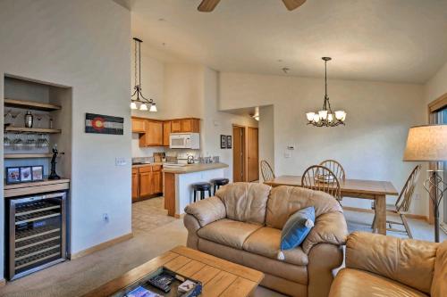 Condo with Mtn View, Less Than 1 Mi to Steamboat Resort! - Apartment - Steamboat