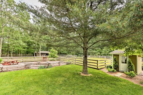 Family Home with WiFi, 14 Mi to Dutch Wonderland! in New Holland