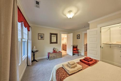 House in Franklin - Walk to Main St and Museums