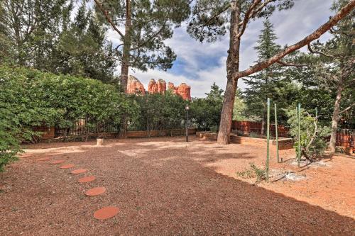 Modern W Sedona Home with Patio and Red Rock Views