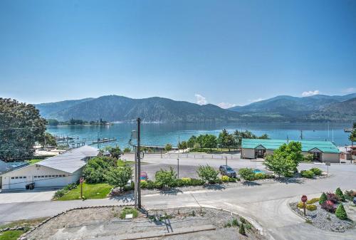 Lake Chelan Condo, Walk to Brewery & Wineries in Mensona (WA)