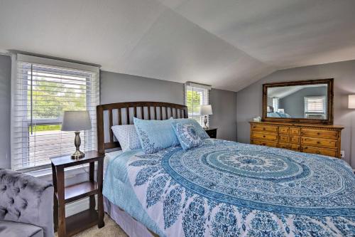 Family Cottage on Chaumont Bay Walk Downtown - image 6