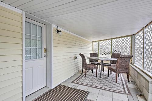 Old Orchard Beach Home with Patio Walk to Beach in Old Orchard Beach, USA