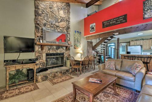 Condo with Grill Access Close to Angel Fire Resort