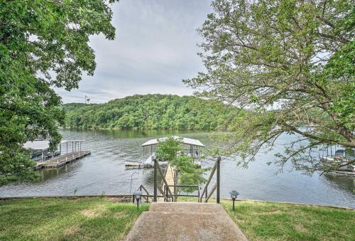 Private Dock Waterfront Gem on Lake of the Ozarks