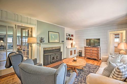 Charming Summerville Home with Yard and Sunroom! - image 8