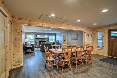 All Season Big Bear Lake House Walk to Beach - image 2