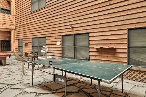 Cozy Rustic Condo Next To Angel Fire Resort! - image 9