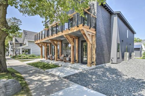 Elkhart Lake Townhome - 3 Mi to Road America! - image 3