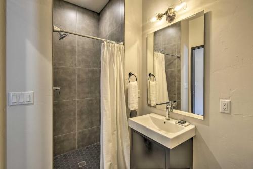 Elkhart Lake Townhome - 3 Mi to Road America! - image 7