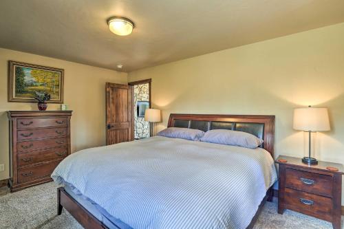 Lavish Fairplay Home with Hot Tub and Mtn Views! - image 12