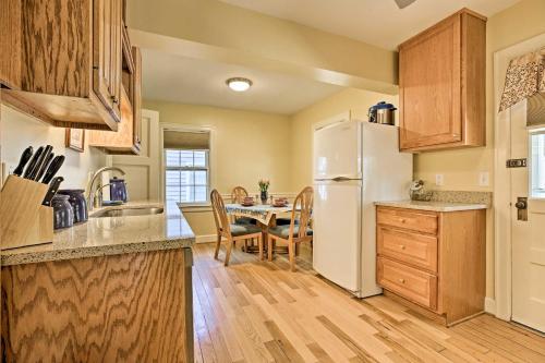 Lexington Getaway with Backyard Deck Less Than 2 Mi to UK! in Lexington (KY)
