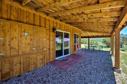 5-Acre Moab Studio w/ BBQ & Stunning Mtn Views in La Sal (UT)