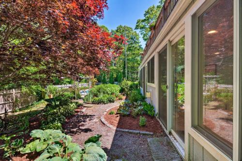 Cape Cod Area Home with Fire Pit Less Than 4 Mi to Beach! - image 9