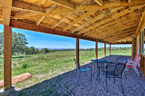 5-Acre Moab Studio w/ BBQ & Stunning Mtn Views in La Sal (UT)