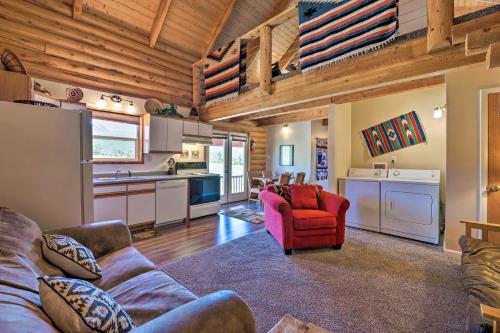 Cabin w/ Fire Pit, Views & BBQ: 18 Mi to Moab! in La Sal (UT)