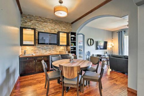 Family Home with Outdoor Oasis on Legacy Golf Course - image 39