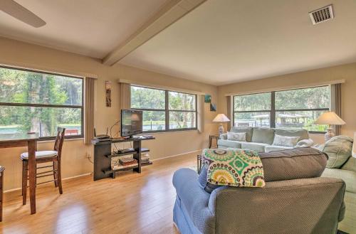 Riverfront Dunnellon Home with Dock and Solarium! in Dunnellon, USA