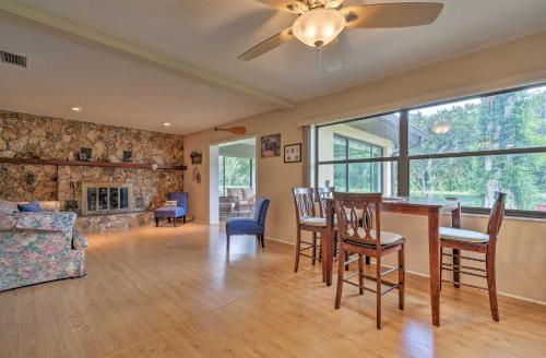 Riverfront Dunnellon Home with Dock and Solarium! in Dunnellon, USA