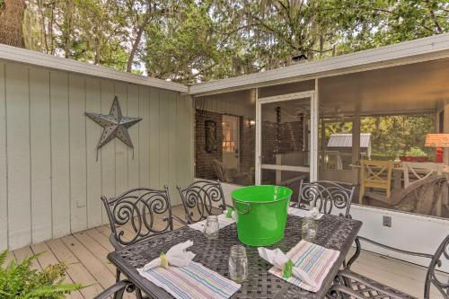 Updated Home Less Than 1 Mile to Old Town Bluffton! - image 8
