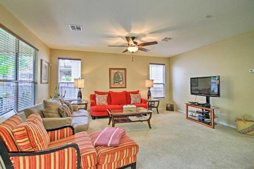 Home with Patio Mins to SeaWorld and Lackland AFB! - image 7