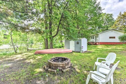 Fishermens Paradise with Fire Pit on Rice Lake!