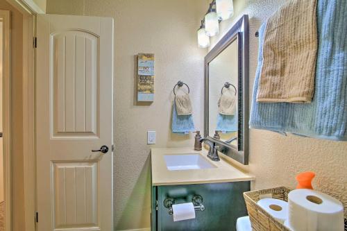 San Antonio Oasis with Yard Pool and Outdoor Bar! - image 14