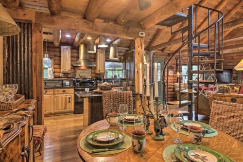 Inn the Woods Family Cabin with Hot Tub and Fire Pit