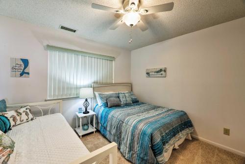 Emerald Isle Condo with Pool and Ocean Views! - image 9