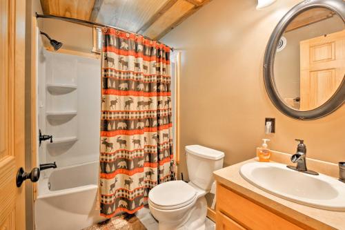 Adirondack Cabin on Private Lake Near Glenfield!