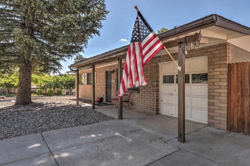 Flagstaff Home with Private Patio Near Golf and Hiking - image 2