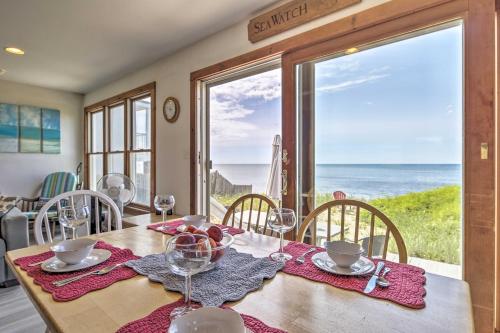 Oceanfront Cape Cod Vacation Rental Beach Access! in 鄧尼斯埠(MA）