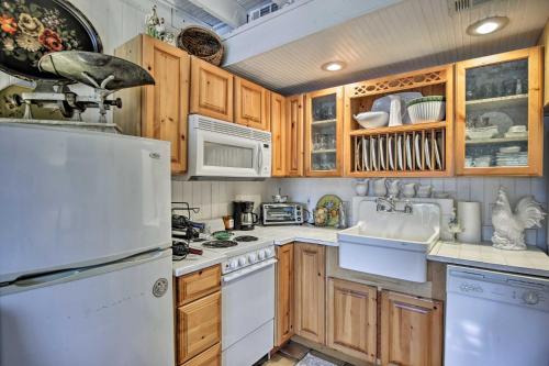 Altamonte Springs Home with Canoe on Lake Marion