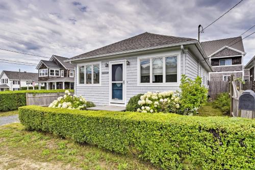 Idyllic Newport Area Cottage - Walk to First Beach in Middletown, USA
