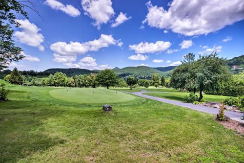 Condo with Furnished Deck - Walk to Sugar Mountain! - image 4