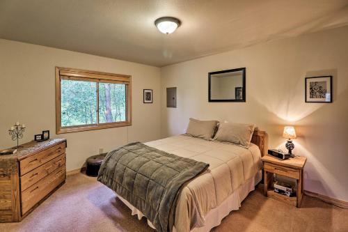 Trego Cabin with Mtn Views Easy Access to Lake - image 4