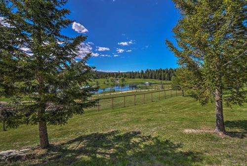 Trego Cabin with Mtn Views Easy Access to Lake - image 7