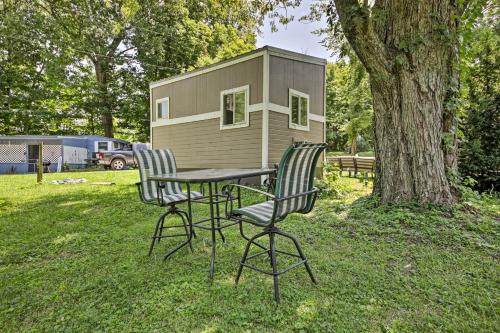 Greencastle Tiny House, Walk to Raccoon Lake! in Lebanon (Indiana)