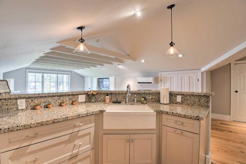 Private and Pet-Friendly Retreat 5 Miles to Dtwn PHX - image 10