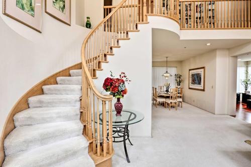 Daly City Family Home only 14 Mi to Pier 39!