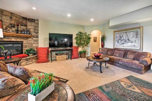 Mtn-View Apt with Pool Table - 9 miles to BYU! - image 2