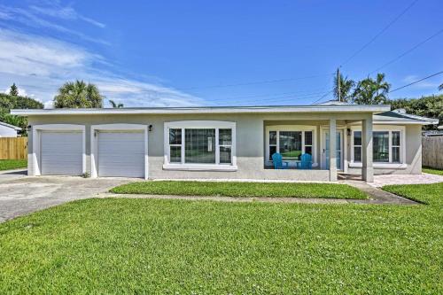 Satellite Beach Home with Fenced Yard - Walk to Beach in Satellite Beach (FL)