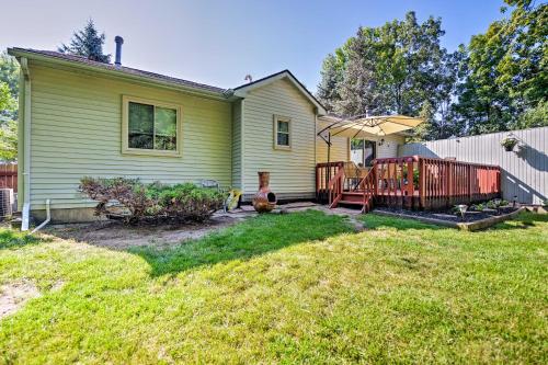 Less Than 2 Mi to the Big House Family-Friendly Home! in Lawton