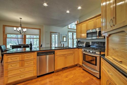 Pagosa Springs Home with Patio, Grill and Hot Tub!