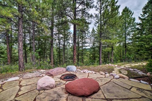 Pagosa Springs Home with Patio, Grill and Hot Tub!