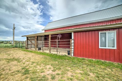 Walkout Apartment with Mtn View on Cortez Ranch